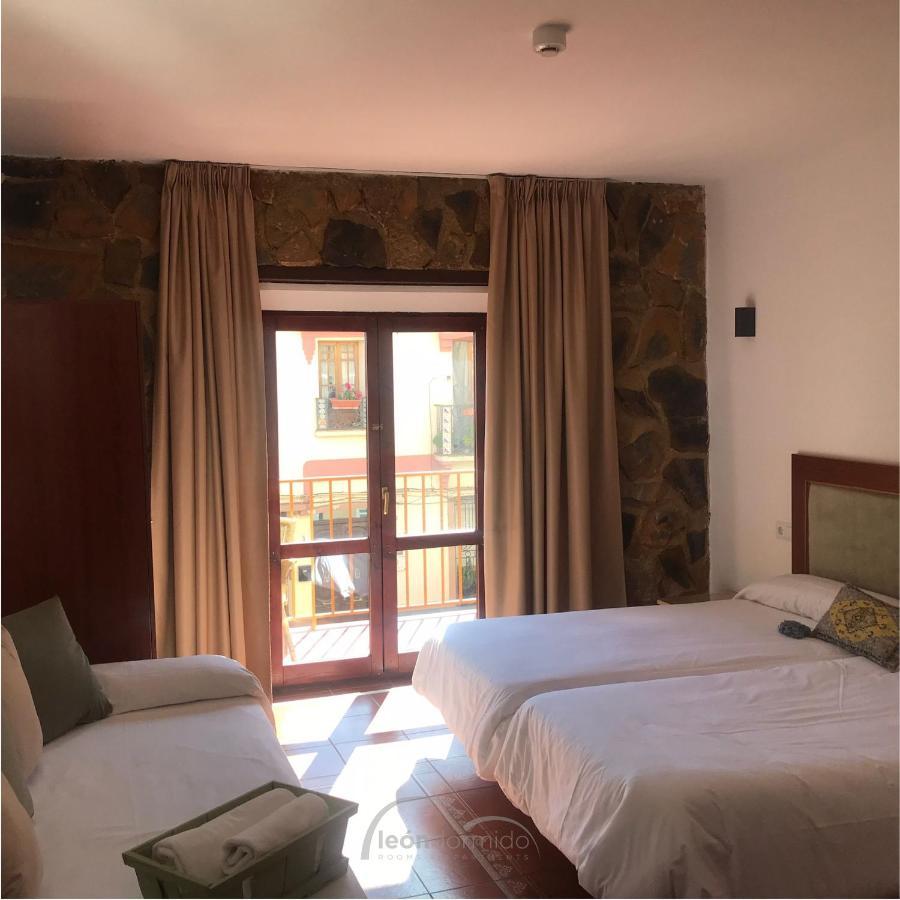 Leon Dormido Rooms & Apartments ポロップ エクステリア 写真