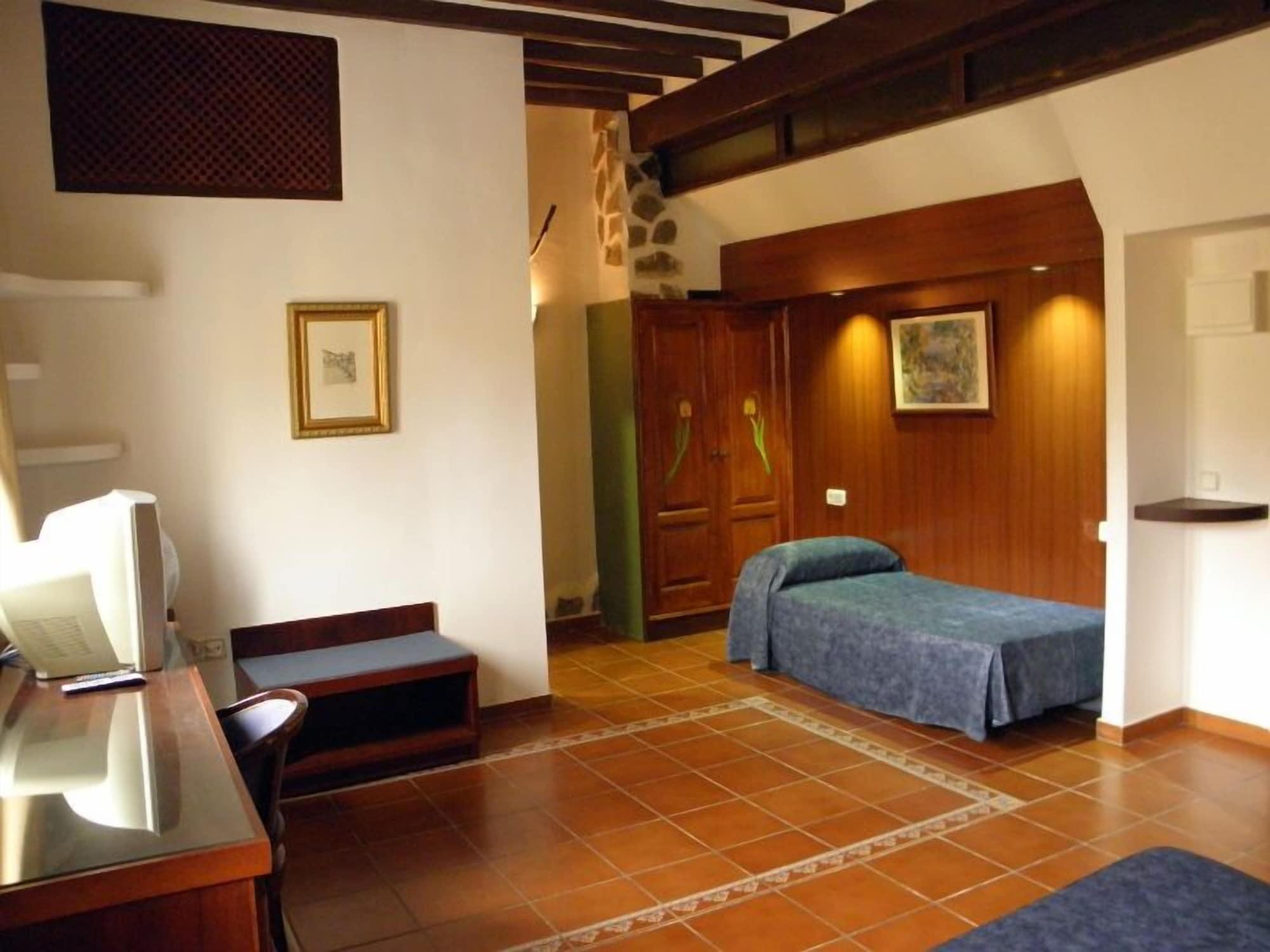 Leon Dormido Rooms & Apartments ポロップ エクステリア 写真