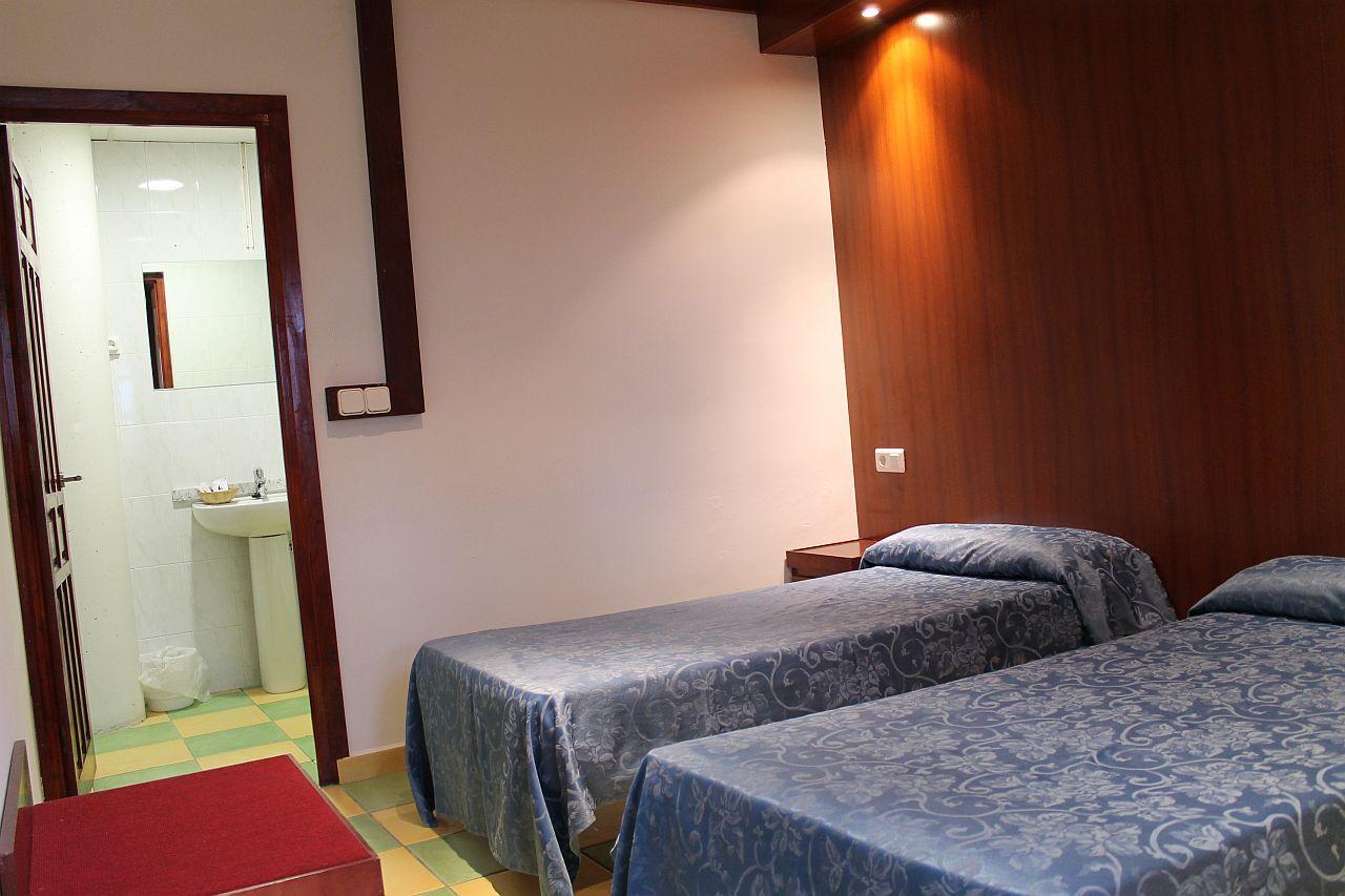 Leon Dormido Rooms & Apartments ポロップ エクステリア 写真