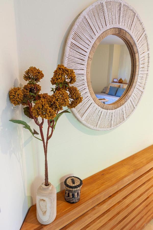 Leon Dormido Rooms & Apartments ポロップ エクステリア 写真