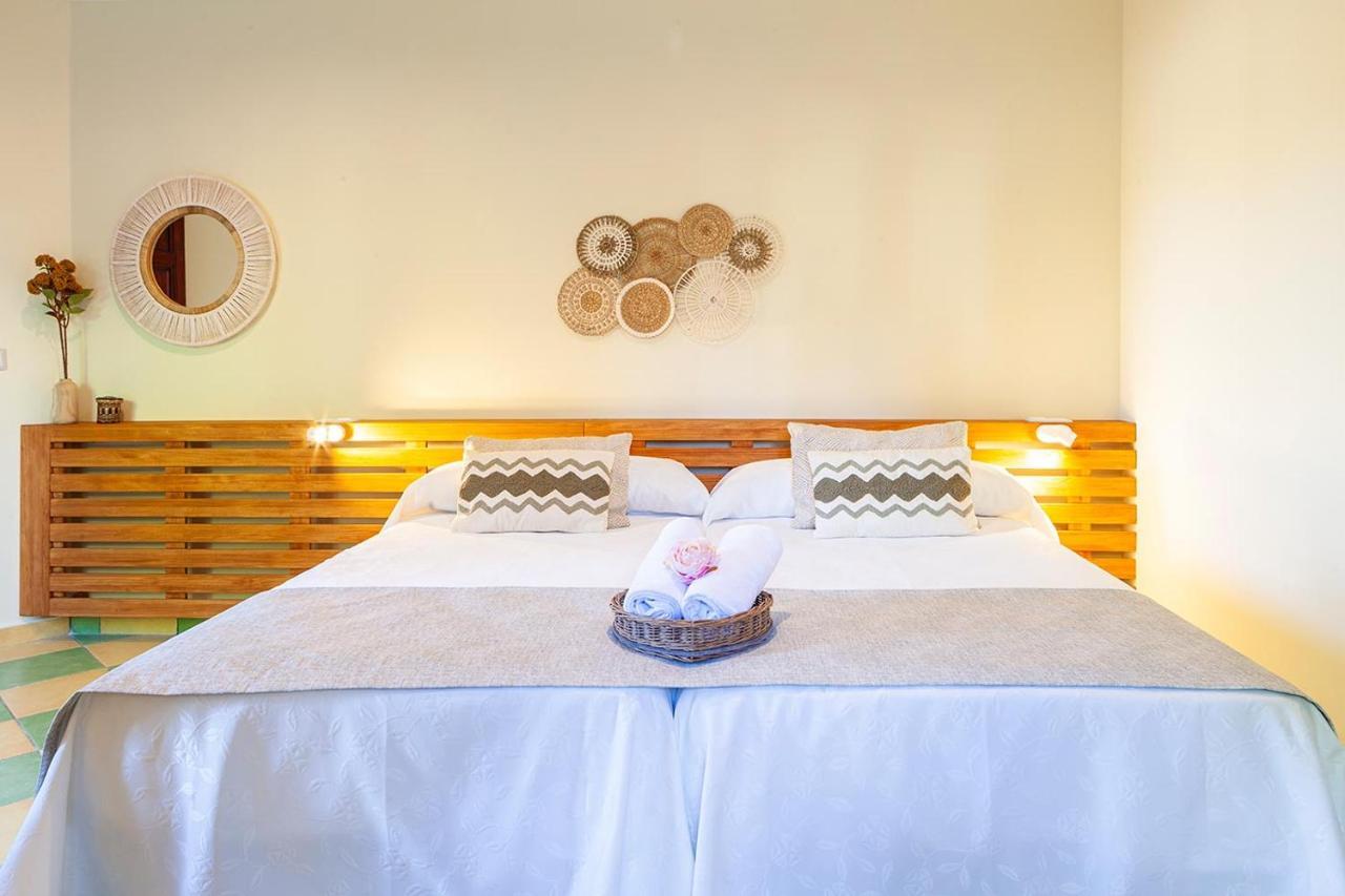 Leon Dormido Rooms & Apartments ポロップ エクステリア 写真