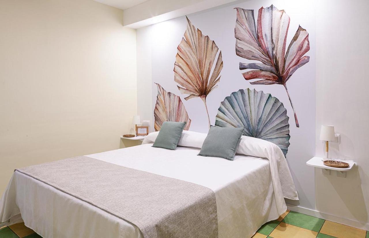 Leon Dormido Rooms & Apartments ポロップ エクステリア 写真