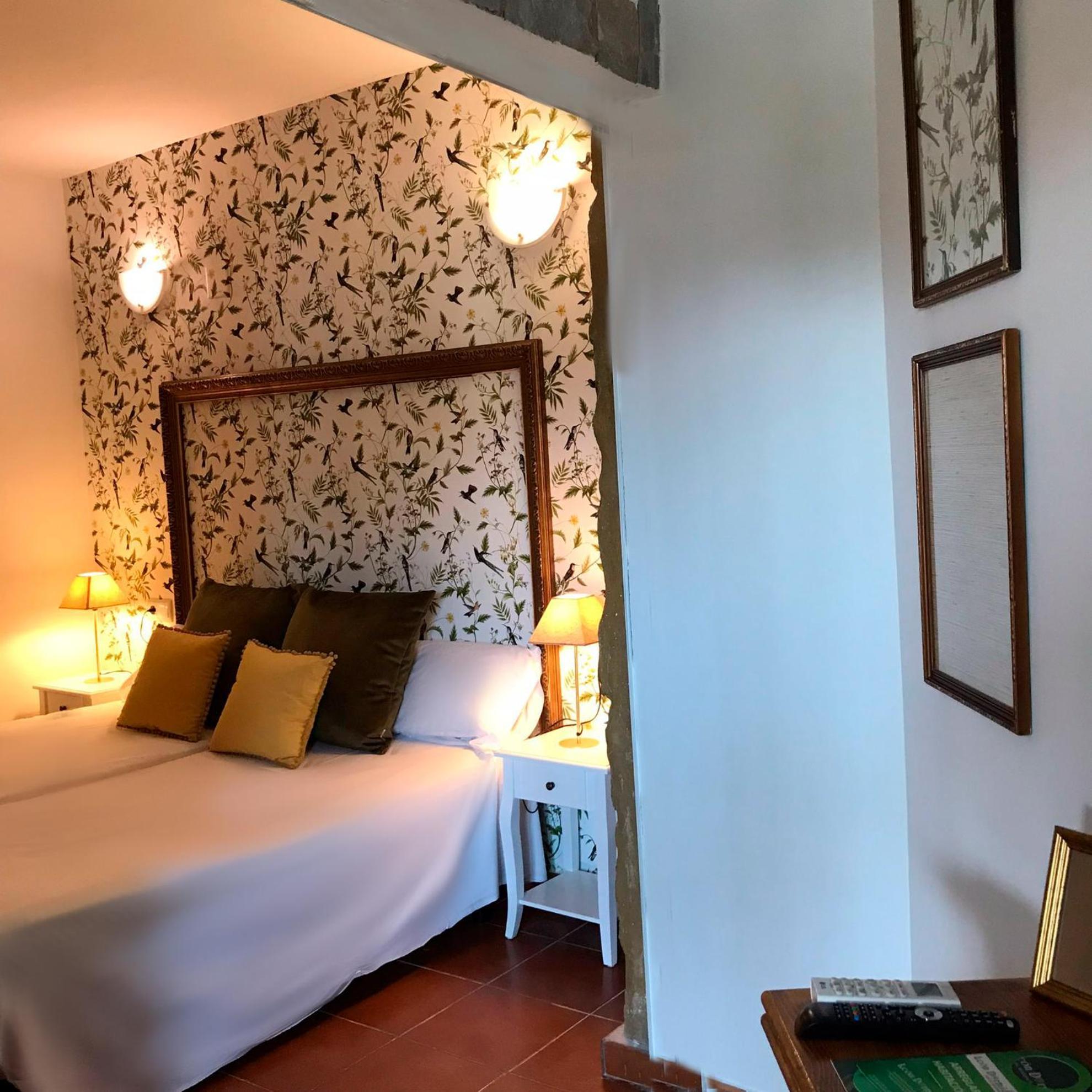 Leon Dormido Rooms & Apartments ポロップ エクステリア 写真